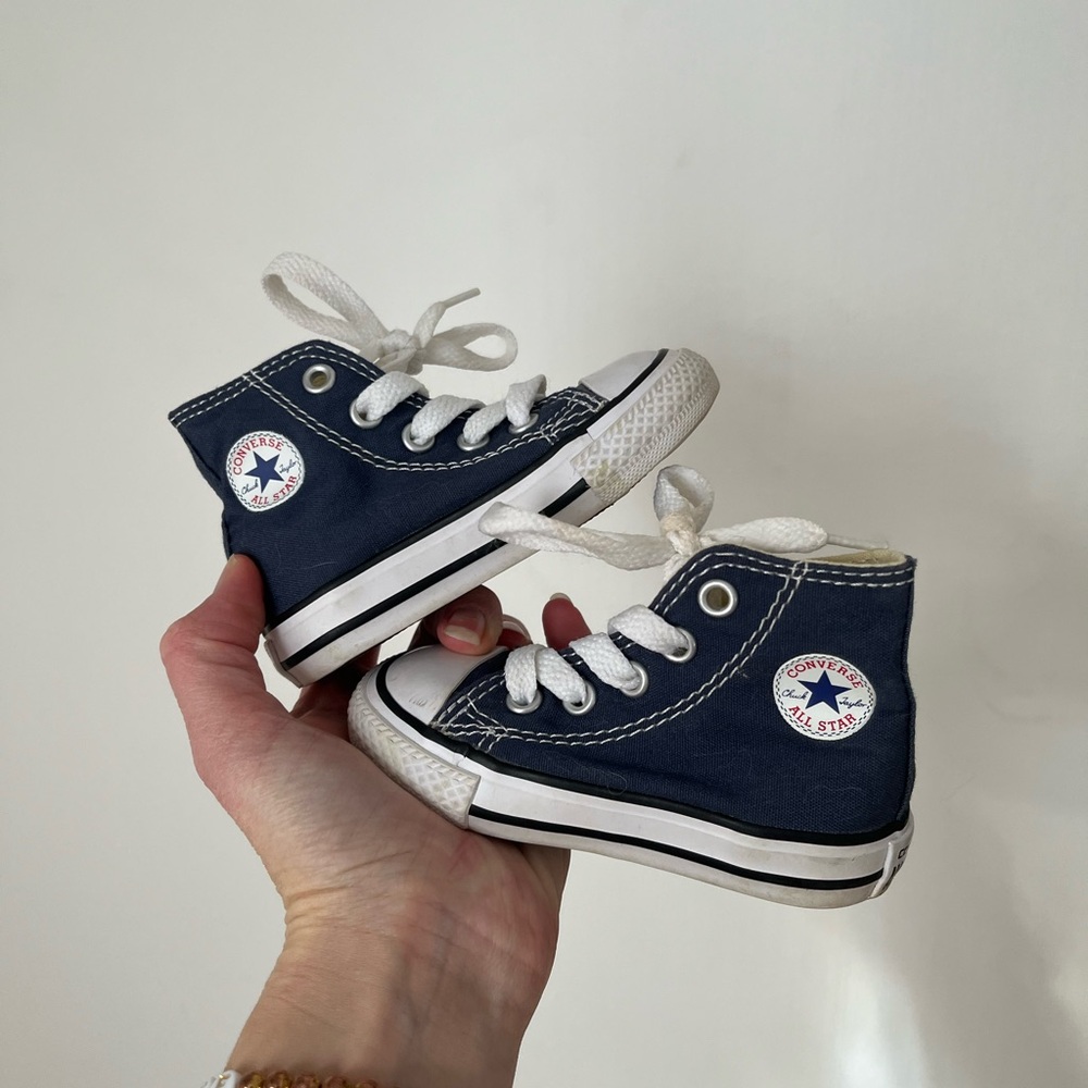 Infant / Toddler size 4 Navy Blue Converse Chuck Taylor High Tops